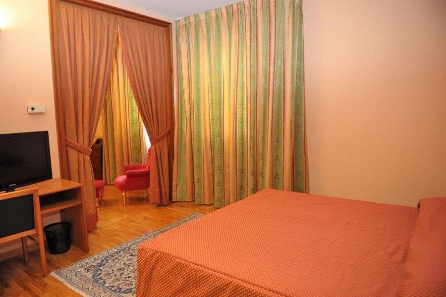 Hotel Svevo Gioia Del Colle Room photo