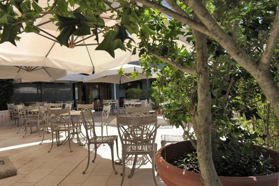 Hotel Svevo Gioia Del Colle Exterior photo
